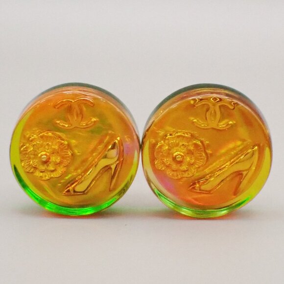 CHANEL CC Holographic Aurora Round Button Earrings 97A Clip-On Vintage - Picture 1 of 10